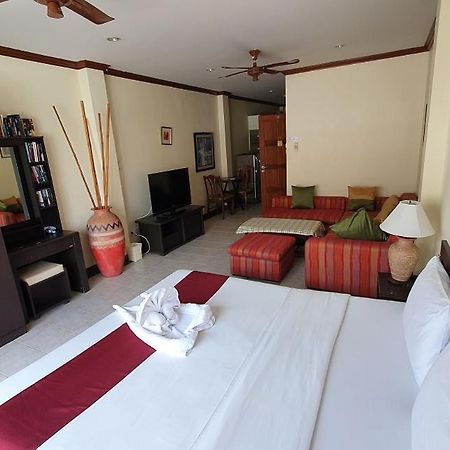Patong Karlssons Hotel Zewnętrze zdjęcie