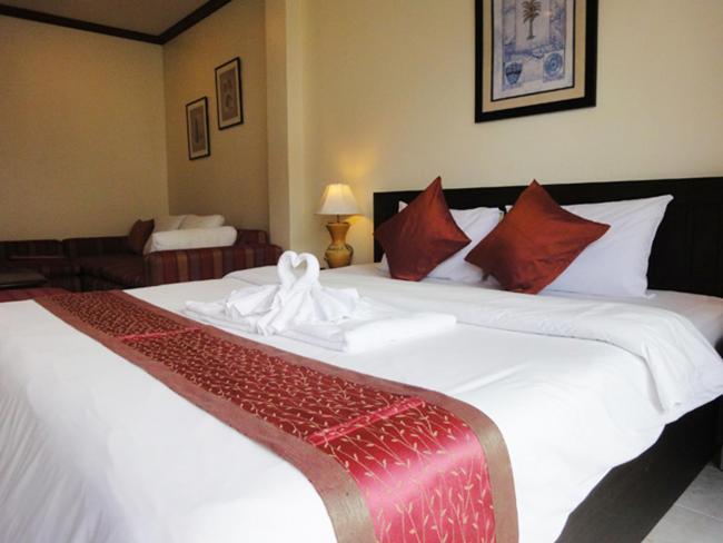 Patong Karlssons Hotel Zewnętrze zdjęcie