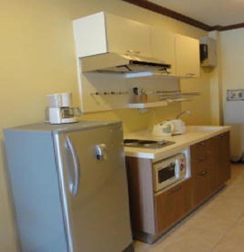 Patong Karlssons Hotel Zewnętrze zdjęcie
